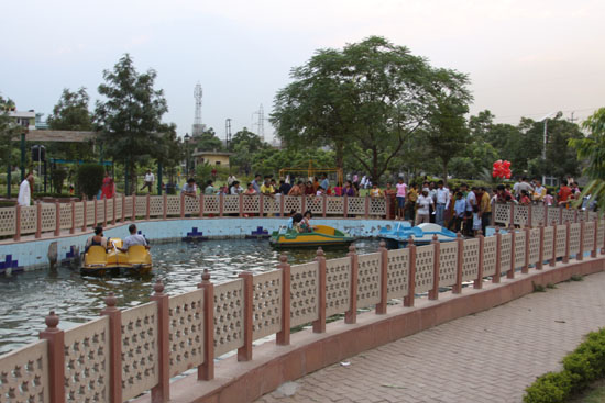 Swarna Jayanti Park - Boating